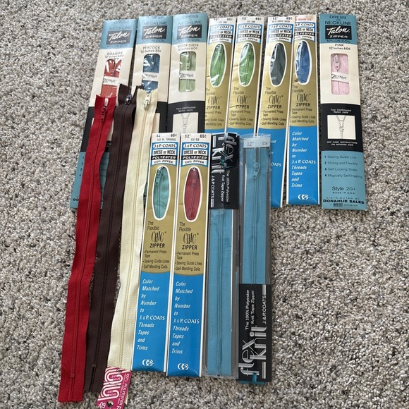 JP Coats Other - J.P. Coats Nylon Zippers NIP  16"-22" assorted colors lot of 7